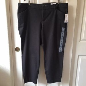 🆕🔥 Old Navy Pixie Pant Secret Slim Pockets 20